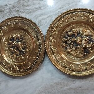 Elegant Gold Tone Decorative Plates